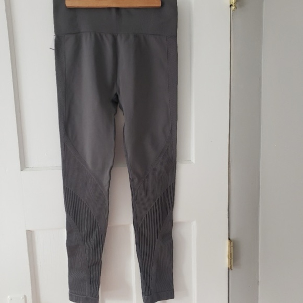 Zyia Active Gray Grid Performance High Rise size L - Picture 4 of 8